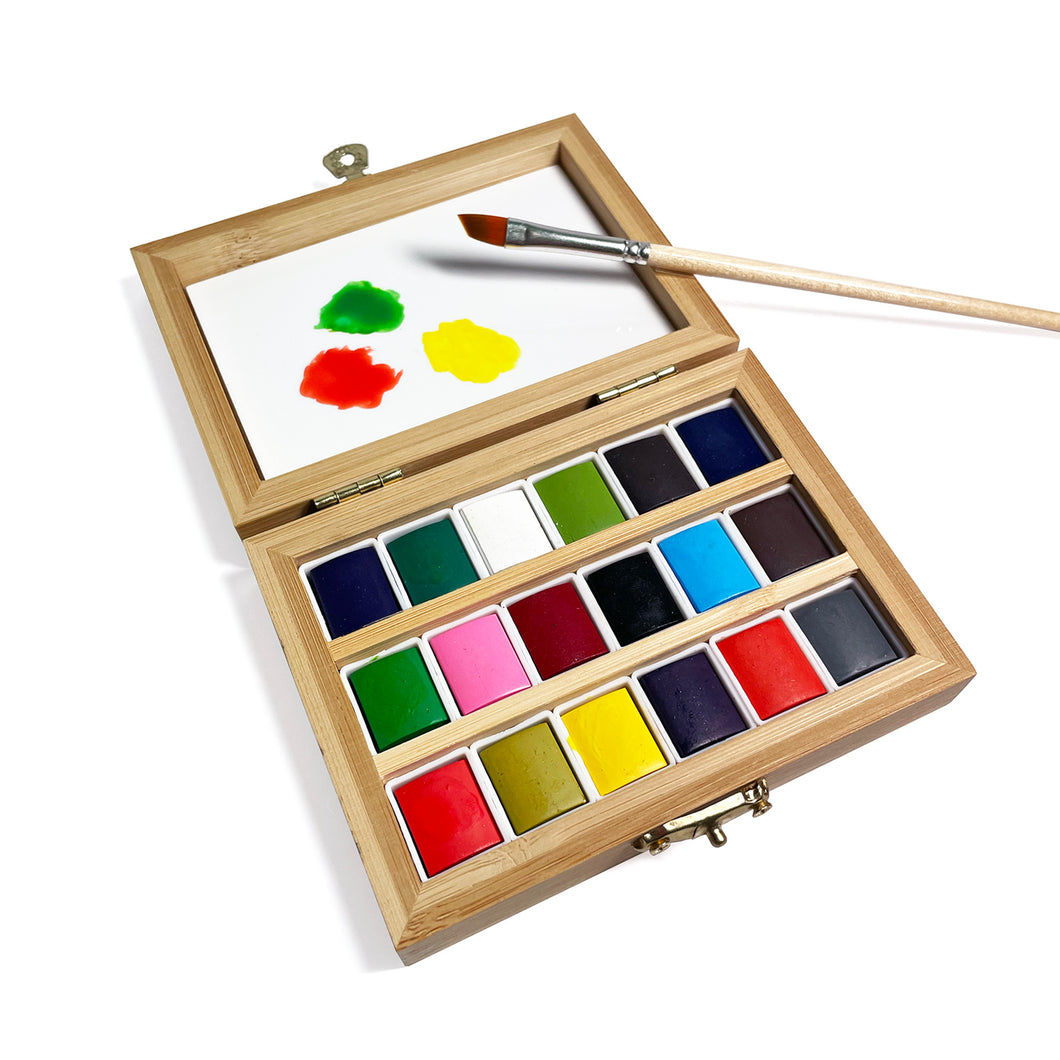 18-Color Watercolor Set in Wooden Box