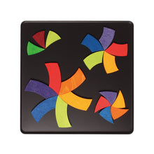 Load image into Gallery viewer, Grimm&#39;s 24 Piece Magnet Puzzle Color Circle

