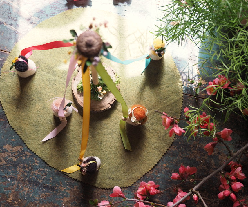 Toy Maypole Maypole and Dancers Craft Kit – A Toy Garden