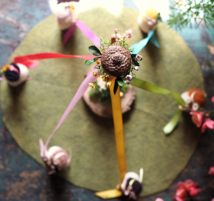 Toy Maypole Maypole and Dancers Craft Kit – A Toy Garden