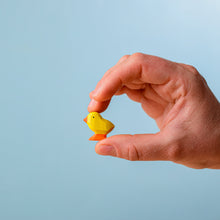 Load image into Gallery viewer, Wooden Chick
