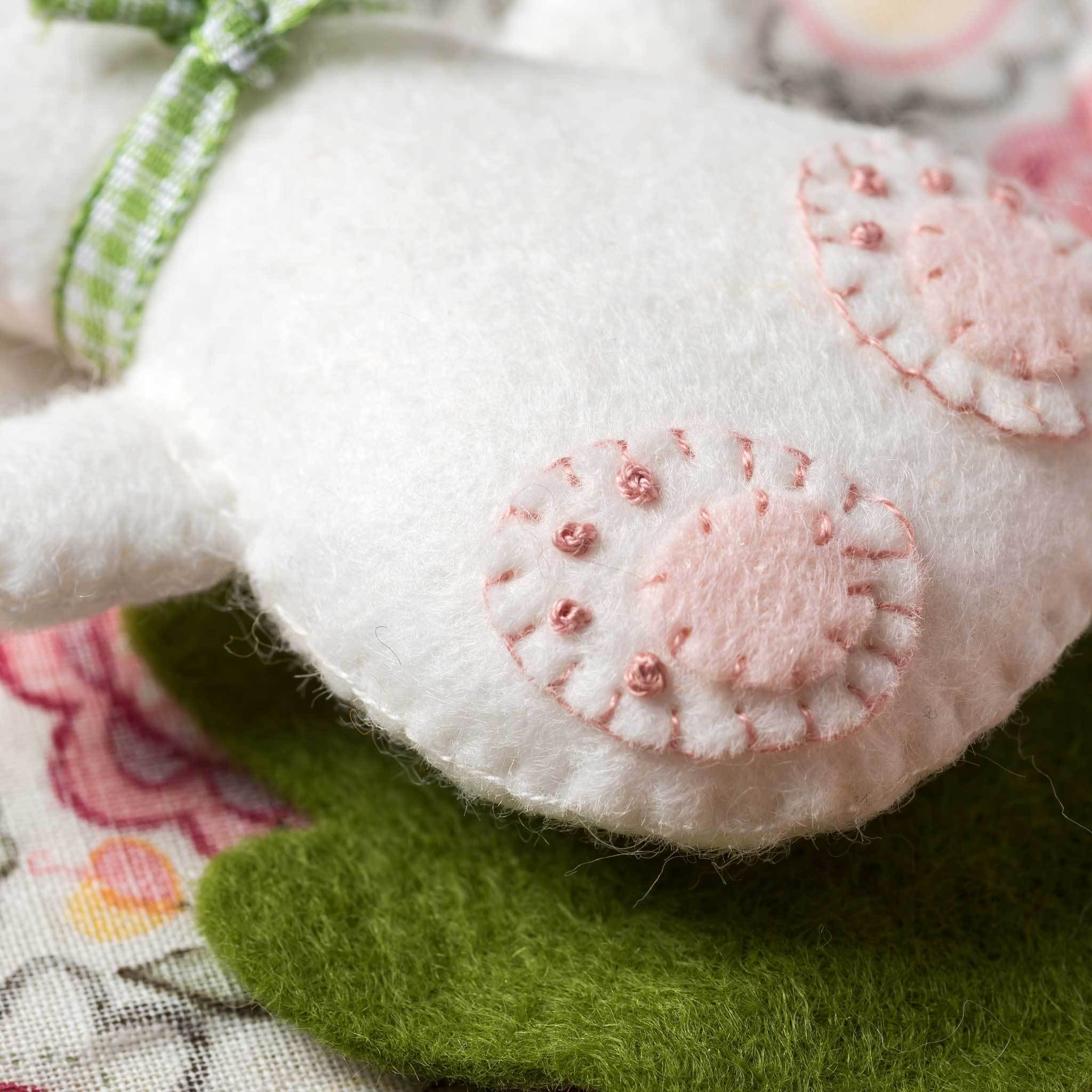 Bunny in Carrot Felt Craft Kit