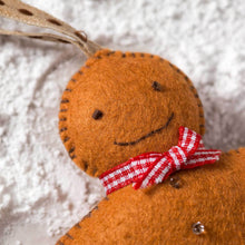 Load image into Gallery viewer, Gingerbread Man Felt Craft Kit
