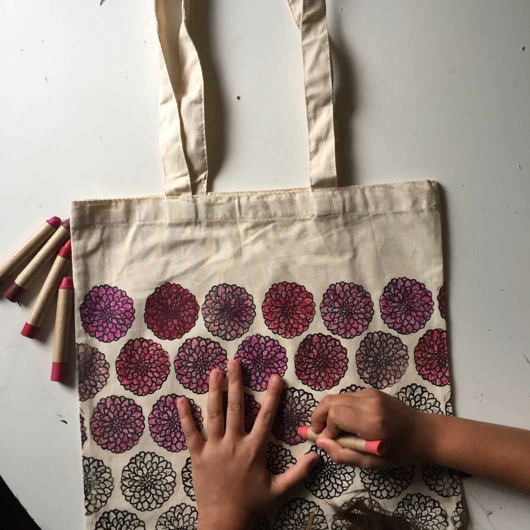 Color-Your-Own Dahlia Market Tote with Eco-Friendly Crayons