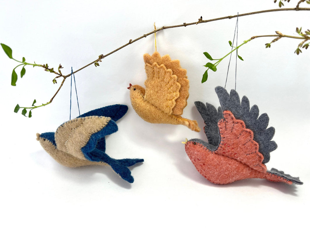 Wee Felt Feathered Friends Complete Sewing Kit